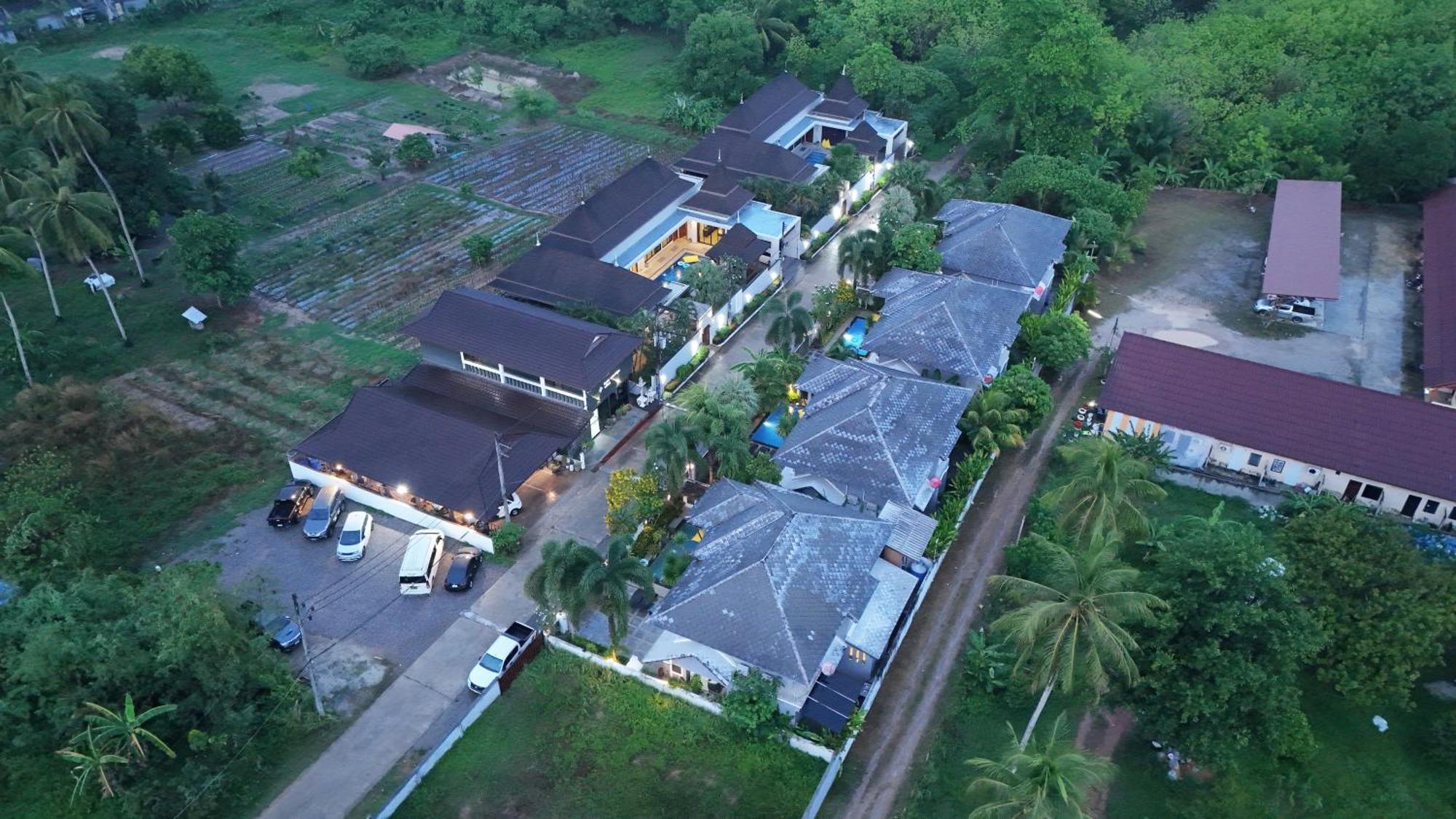 Narintara Private Pool Villas - FREE TUK-TUK SERVICE Ao Nang Exterior foto